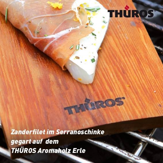 Zanderfilet im Serranoschinken gegart auf dem THÜROS Aromaholz Erle